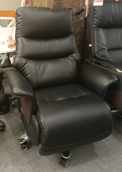 Крісло керівника Отаман шкіра LC-A black 3