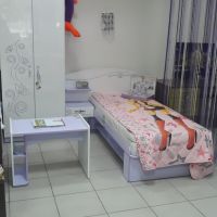 Дитячі меблі для дівчинки  комплект Гламур